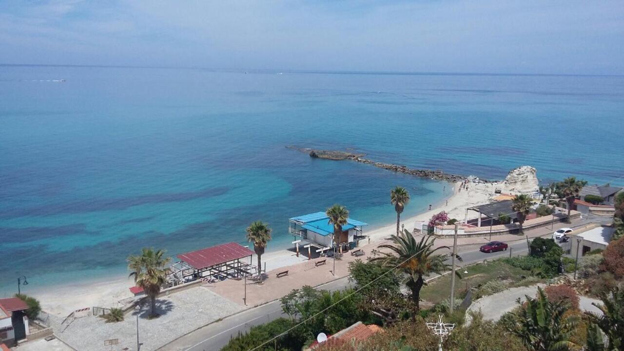 Mediterranean Boutique Hotel Тропея Экстерьер фото