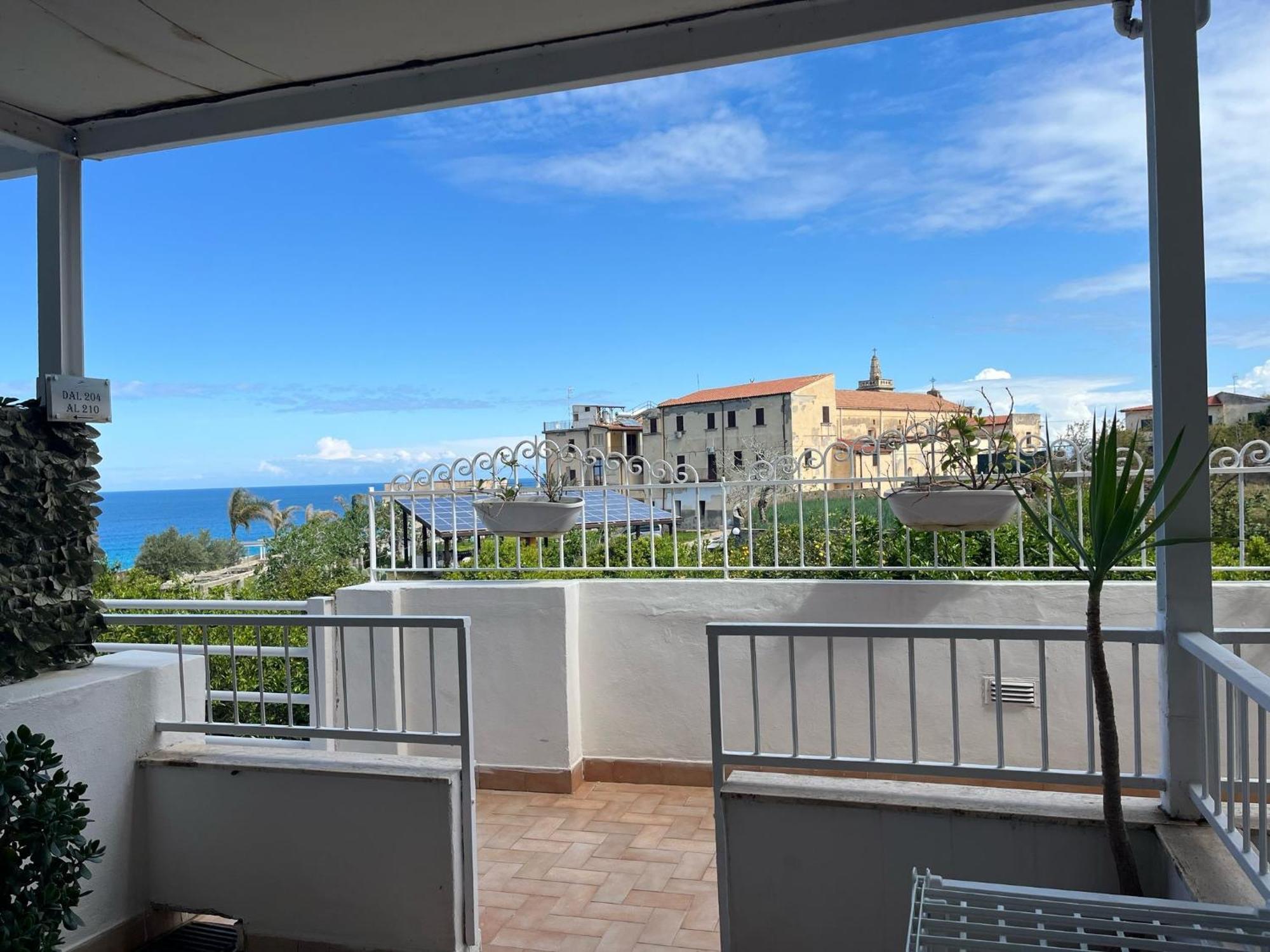 Mediterranean Boutique Hotel Тропея Экстерьер фото