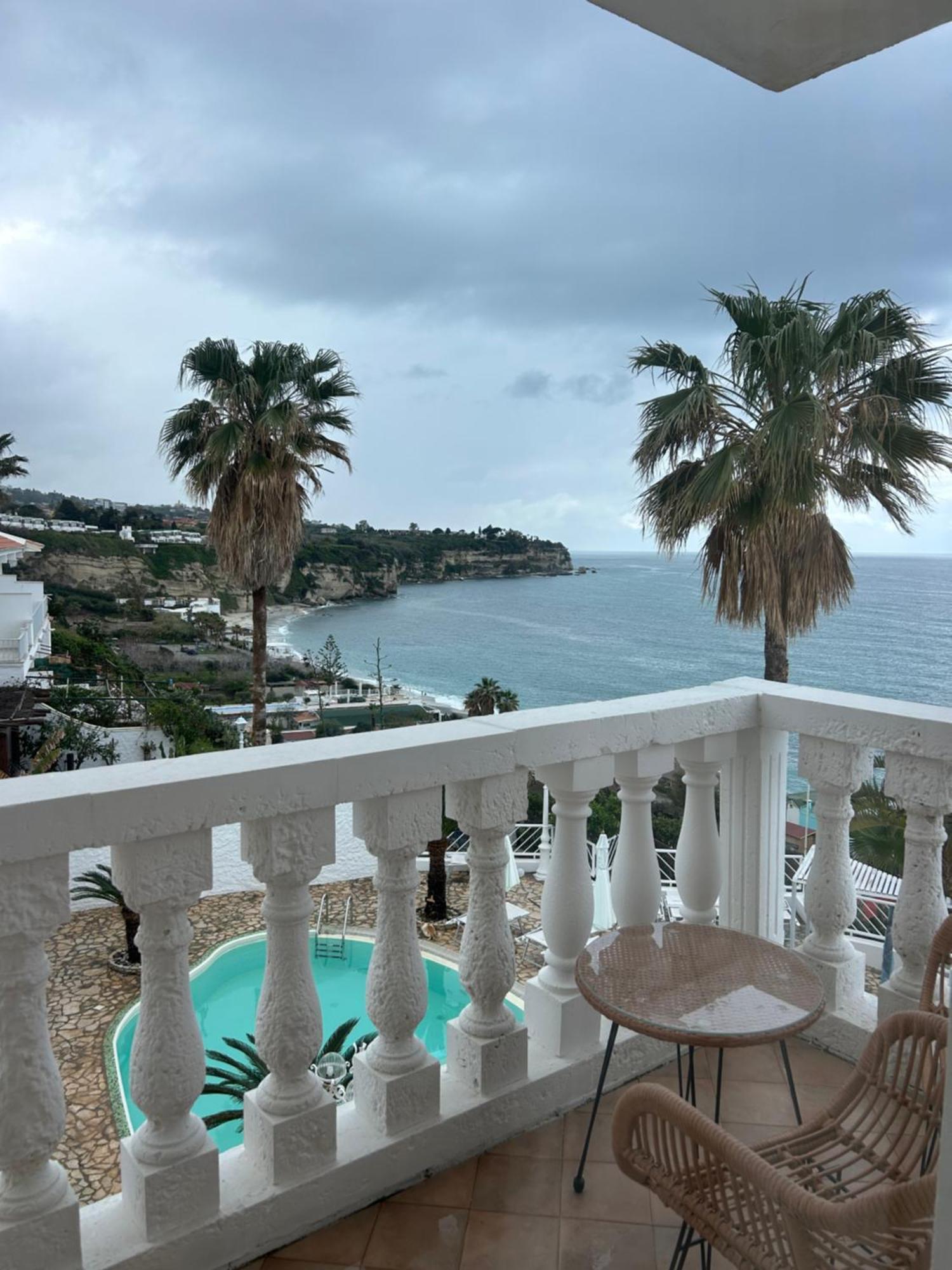 Mediterranean Boutique Hotel Тропея Экстерьер фото